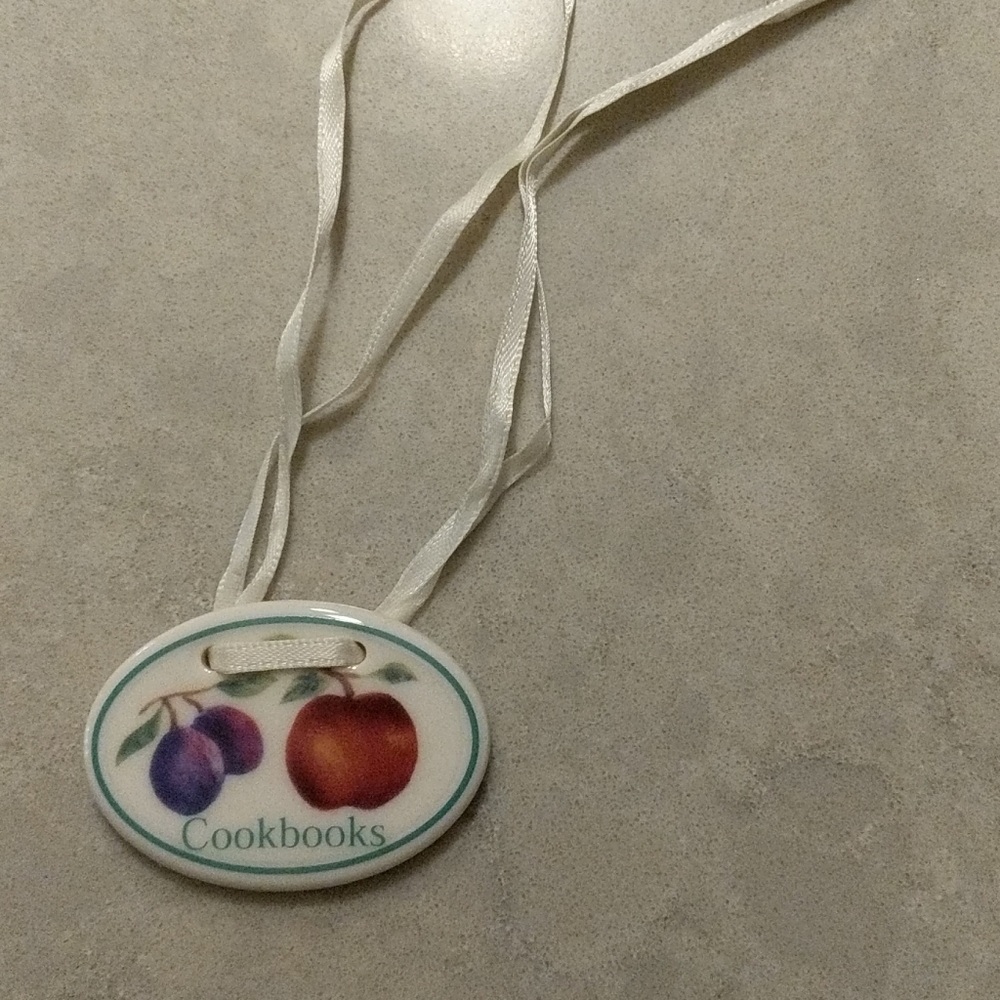 Longaberger cookbook tie-on